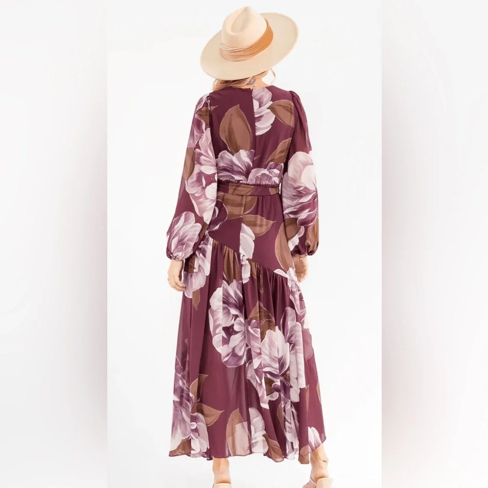 Chic Long Sleeve Floral Maxi Dress - Picture 2 of 9